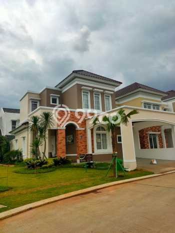Rumah Elit Modern Siap Huni di BSD Tangerang Rumah Elit Modern Siap Huni di BSD Tangerang