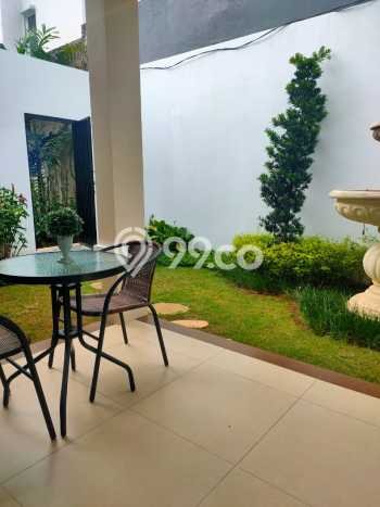 Rumah Elit Modern Siap Huni di BSD Tangerang Rumah Elit Modern Siap Huni di BSD Tangerang