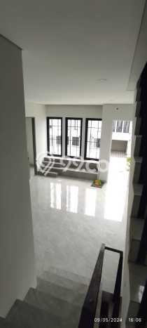 Dijual Hunian Mewah dengan Fasilitas Sekitar Komplit di BSD, Tangerang Selatan Dijual Hunian Mewah dengan Fasilitas Sekitar Komplit di BSD, Tangerang Selatan