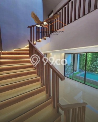For Sale! Luxury House LT 201m2 Desain Elegan di Pondok Indah For Sale! Luxury House LT 201m2 Desain Elegan di Pondok Indah