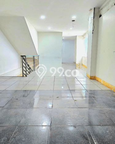 Unit Ruko Dijual di Jakarta Selatan LT 333m2 & LB 270m2 Unit Ruko Dijual di Jakarta Selatan LT 333m2 & LB 270m2
