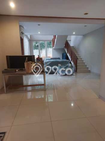 Rumah Mewah LB 632m2 Siap Huni Desain Elegan di Rempoa, Tangerang Selatan Rumah Mewah LB 632m2 Siap Huni Desain Elegan di Rempoa, Tangerang Selatan