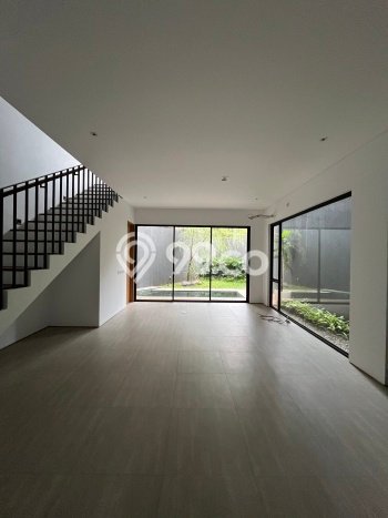 Rumah Luxury Modern Tanpa Renovasi di Cipete Jakarta Selatan Rumah Luxury Modern Tanpa Renovasi di Cipete Jakarta Selatan