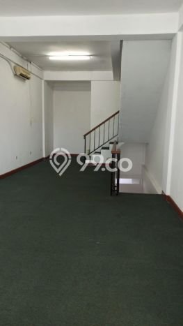 Ruko Dijual di Jakarta Selatan LT 100m2 & LB 156m2 Lokasi Terbaik! Ruko Dijual di Jakarta Selatan LT 100m2 & LB 156m2 Lokasi Terbaik!