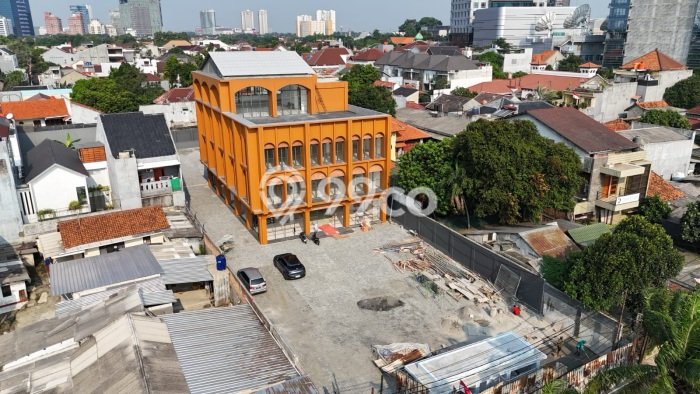 Untuk Dijual! Kantor di Ragunan Jakarta Selatan LT 1890m2 / LB 2000m2 Kawasan Bisnis Untuk Dijual! Kantor di Ragunan Jakarta Selatan LT 1890m2 / LB 2000m2 Kawasan Bisnis