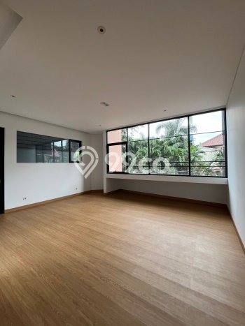 Rumah Luxury Modern Tanpa Renovasi di Cipete Jakarta Selatan Rumah Luxury Modern Tanpa Renovasi di Cipete Jakarta Selatan