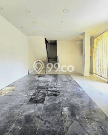 Unit Ruko Dijual di Jakarta Selatan LT 333m2 & LB 270m2 Unit Ruko Dijual di Jakarta Selatan LT 333m2 & LB 270m2