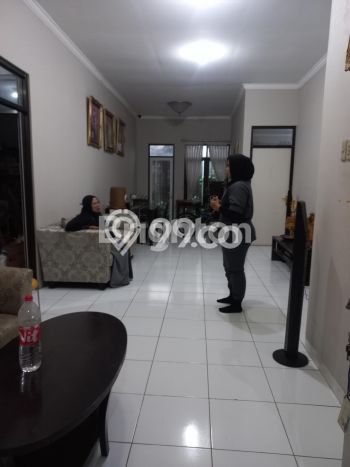 Sewa Rumah Murah di Jati Asih Bekasi dengan 4 Kamar Tidur Sewa Rumah Murah di Jati Asih Bekasi dengan 4 Kamar Tidur