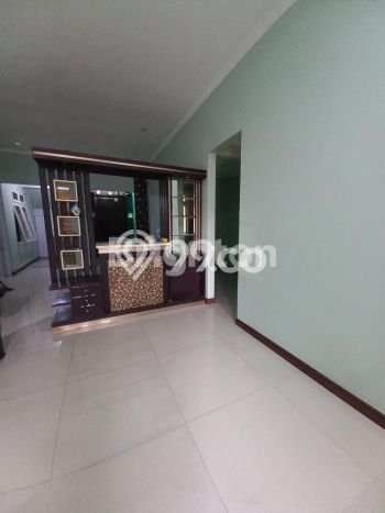 Rumah Sewa Bekasi LT 168m2 LB 150m2 Kawasan Jati Asih Rumah Sewa Bekasi LT 168m2 LB 150m2 Kawasan Jati Asih