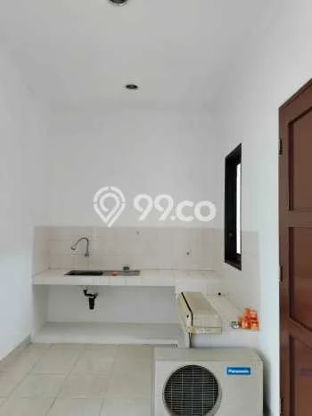 Disewakan Rumah Murah di Gading Serpong Tangerang dengan 3 Kamar Tidur Disewakan Rumah Murah di Gading Serpong Tangerang dengan 3 Kamar Tidur