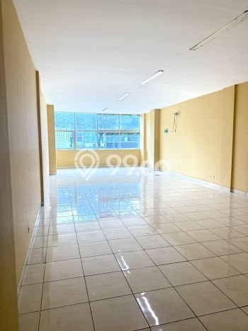 Ruko Bagus LT 75m2 LB 300m2 Dijual di BSD Tangerang Selatan Ruko Bagus LT 75m2 LB 300m2 Dijual di BSD Tangerang Selatan