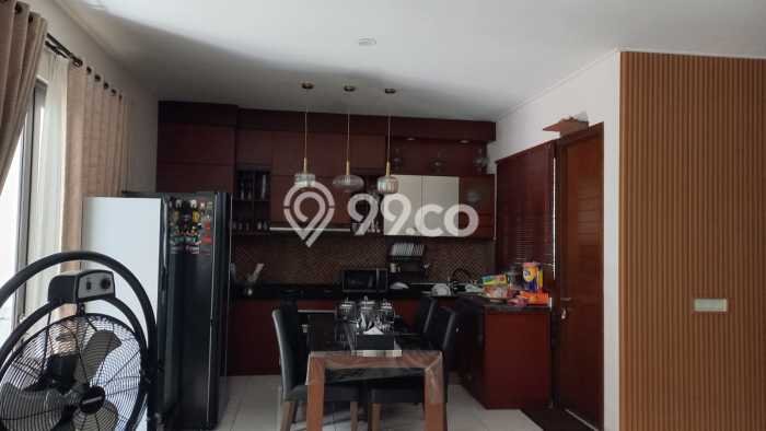 For Sale Rumah Mewah Exclusive di Serpong, Tangerang Selatan For Sale Rumah Mewah Exclusive di Serpong, Tangerang Selatan