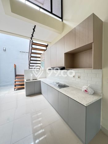 Rumah Modern Minimalis 2 Kamar Siap Huni di BSD Rumah Modern Minimalis 2 Kamar Siap Huni di BSD