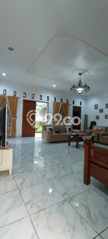 Dijual Rumah Premium dengan Fasilitas Sekitar Komplit di Ciputat, Tangerang Selatan Dijual Rumah Premium dengan Fasilitas Sekitar Komplit di Ciputat, Tangerang Selatan