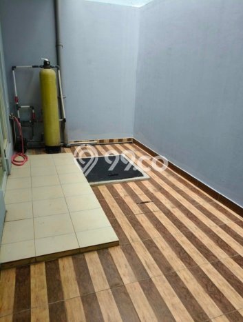 Disewakan! Rumah 4 Kamar Tidur &
4 Kamar Mandi di Gading Serpong, Tangerang Disewakan! Rumah 4 Kamar Tidur &
4 Kamar Mandi di Gading Serpong, Tangerang