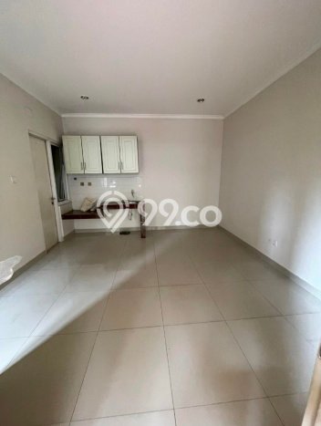 Disewakan! Rumah 5 Kamar Tidur &
5 Kamar Mandi di Gading Serpong, Tangerang Disewakan! Rumah 5 Kamar Tidur &
5 Kamar Mandi di Gading Serpong, Tangerang