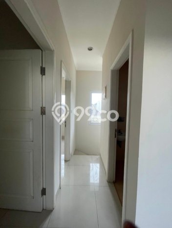 Disewakan! Rumah 5 Kamar Tidur &
5 Kamar Mandi di Gading Serpong, Tangerang Disewakan! Rumah 5 Kamar Tidur &
5 Kamar Mandi di Gading Serpong, Tangerang