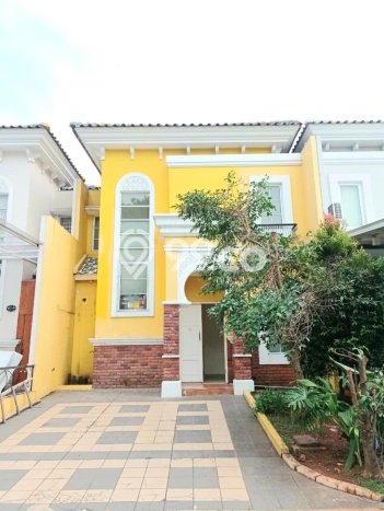 Disewakan! Rumah 4 Kamar Tidur &
4 Kamar Mandi di Gading Serpong, Tangerang Disewakan! Rumah 4 Kamar Tidur &
4 Kamar Mandi di Gading Serpong, Tangerang