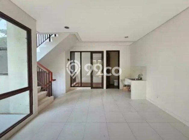 Hunian Modern dengan LT 60m2 & LB 120m2 Disewakan di BSD City Hunian Modern dengan LT 60m2 & LB 120m2 Disewakan di BSD City