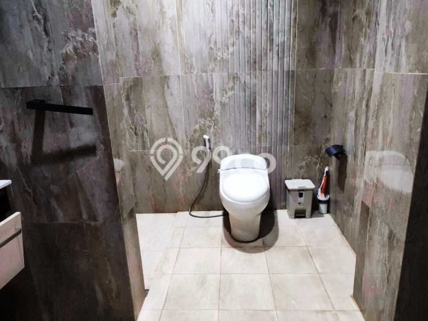 For Sale! Luxury House LT 800m2 Desain Modern di Cipinang Melayu For Sale! Luxury House LT 800m2 Desain Modern di Cipinang Melayu