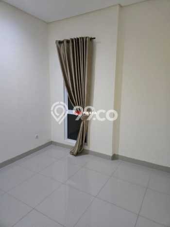 Rumah Mewah LB 211m2 Siap Pakai Desain Elegan di Green Lake City, Jakarta Barat Rumah Mewah LB 211m2 Siap Pakai Desain Elegan di Green Lake City, Jakarta Barat