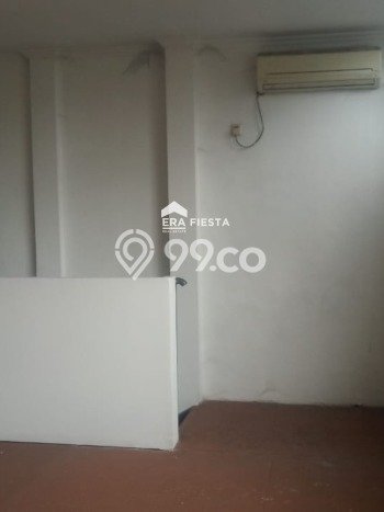Lokasi Strategis! Dijual Gudang Bisnis di Setu, Tangerang Selatan Kondisi Bagus Lokasi Strategis! Dijual Gudang Bisnis di Setu, Tangerang Selatan Kondisi Bagus