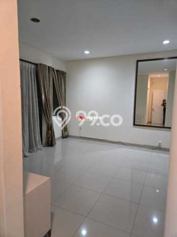 Rumah Mewah LB 211m2 Siap Pakai Desain Elegan di Green Lake City, Jakarta Barat Rumah Mewah LB 211m2 Siap Pakai Desain Elegan di Green Lake City, Jakarta Barat
