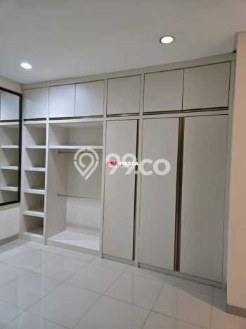 Rumah Mewah LB 211m2 Siap Pakai Desain Elegan di Green Lake City, Jakarta Barat Rumah Mewah LB 211m2 Siap Pakai Desain Elegan di Green Lake City, Jakarta Barat