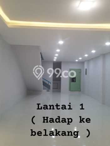 Ruko Strategis Kawasan Srengseng, Luas 240m², Akses Utama, Ramai Ruko Strategis Kawasan Srengseng, Luas 240m², Akses Utama, Ramai