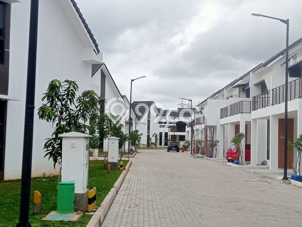 For Sale Rumah 4 Kamar Lokasi Ideal Nyaman dan Strategis di Curug For Sale Rumah 4 Kamar Lokasi Ideal Nyaman dan Strategis di Curug