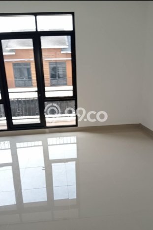 Dijual Ruko Kawasan Premium di Curug, Luas 65m2m², Jalan Utama Dijual Ruko Kawasan Premium di Curug, Luas 65m2m², Jalan Utama