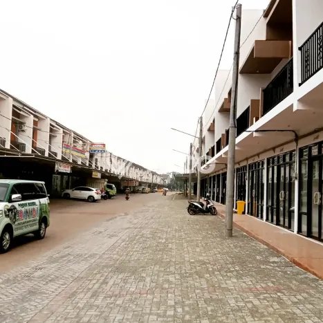 Dijual Ruko Kawasan Premium di Curug, Luas 65m2m², Jalan Utama Dijual Ruko Kawasan Premium di Curug, Luas 65m2m², Jalan Utama