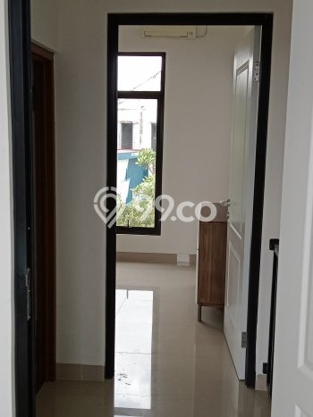 Lokasi Strategis! Dijual Ruko Bisnis di Curug, Tangerang Kondisi Baik Lokasi Strategis! Dijual Ruko Bisnis di Curug, Tangerang Kondisi Baik