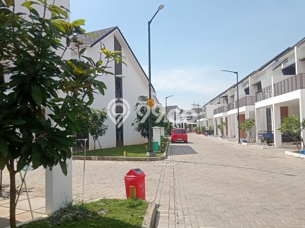 For Sale Rumah 4 Kamar Lokasi Strategis Nyaman dan Strategis di Curug For Sale Rumah 4 Kamar Lokasi Strategis Nyaman dan Strategis di Curug