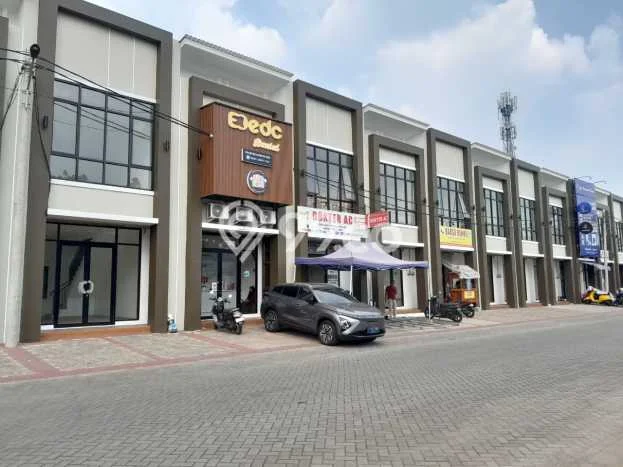 Unit Ruko Dijual di Curug Tangerang Luas Bangunan 83m2 Unit Ruko Dijual di Curug Tangerang Luas Bangunan 83m2