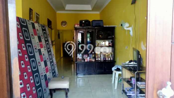 Jual Rumah Favorit Siap Huni LB 150m2 di Semarang Barat, Semarang Jual Rumah Favorit Siap Huni LB 150m2 di Semarang Barat, Semarang