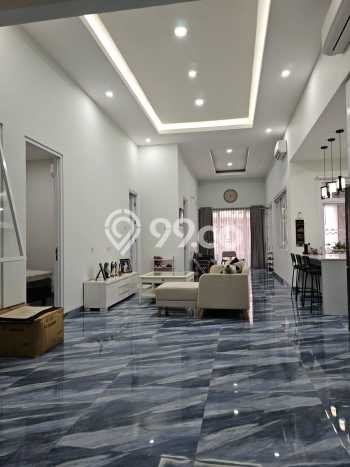 Siap Huni Rumah Mewah 3 Kamar di Semarang Selatan Dekat ke Mana Saja Siap Huni Rumah Mewah 3 Kamar di Semarang Selatan Dekat ke Mana Saja