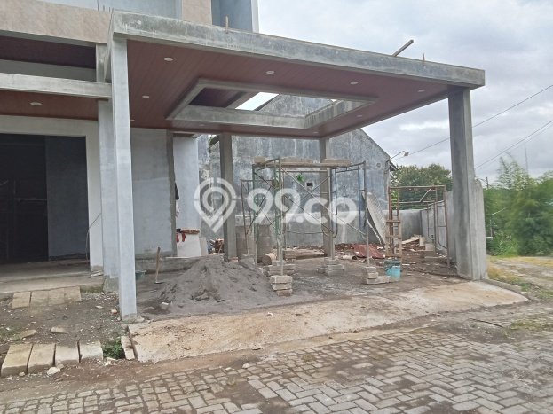 For Sale Hunian Rumah Terawat 3 KT di Manyaran, Semarang For Sale Hunian Rumah Terawat 3 KT di Manyaran, Semarang