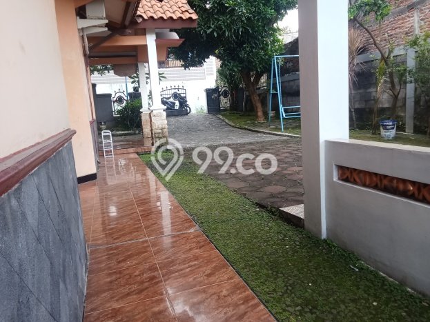 Rumah Modern 3 KT LT 302m2 di Kembang Arum Rumah Modern 3 KT LT 302m2 di Kembang Arum