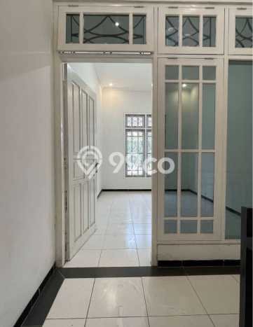 Jual Rumah Favorit Siap Huni LB 140m2 di Ngaliyan, Semarang Jual Rumah Favorit Siap Huni LB 140m2 di Ngaliyan, Semarang