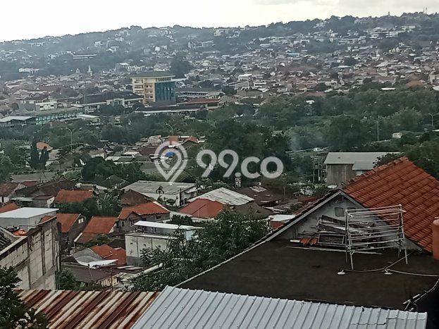 Rumah Modern 3 KT LT 302m2 di Kembang Arum Rumah Modern 3 KT LT 302m2 di Kembang Arum