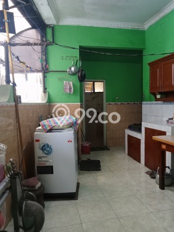 Jual Rumah Bagus Siap Huni LB 156m2 di Candisari, Semarang Jual Rumah Bagus Siap Huni LB 156m2 di Candisari, Semarang