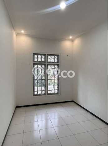 Jual Rumah Favorit Siap Huni LB 140m2 di Ngaliyan, Semarang Jual Rumah Favorit Siap Huni LB 140m2 di Ngaliyan, Semarang