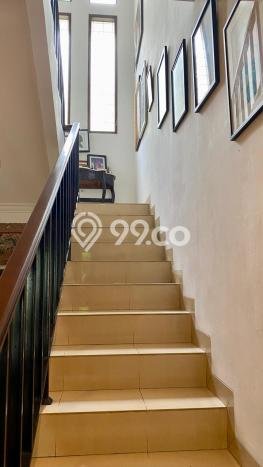 For Sale! Luxury House LT 195m2 Desain Elegan di Cipete For Sale! Luxury House LT 195m2 Desain Elegan di Cipete
