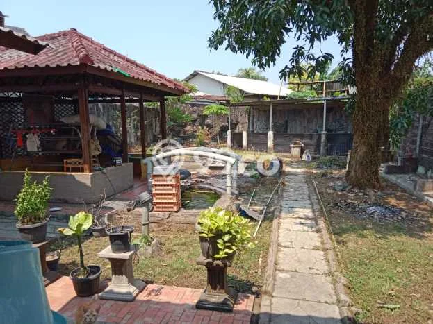 Hunian Cantik Modern Lb 190m2 di Ciledug, Tangerang Hunian Cantik Modern Lb 190m2 di Ciledug, Tangerang