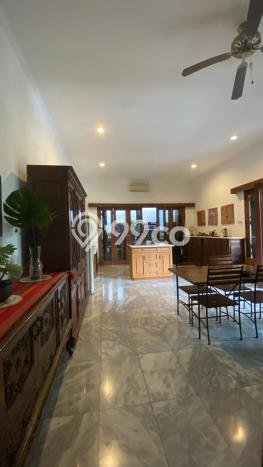Rumah Luxury Modern Tanpa Renovasi di Cirendeu Jakarta Selatan Rumah Luxury Modern Tanpa Renovasi di Cirendeu Jakarta Selatan