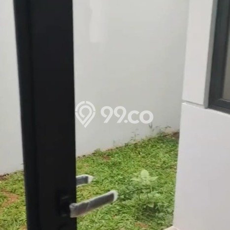 Rumah Strategis Minimalis Lb 55m2 di Serpong, Tangerang Selatan Rumah Strategis Minimalis Lb 55m2 di Serpong, Tangerang Selatan