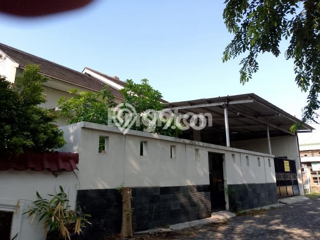 Rumah Mewah LB 250m2 Siap Huni Desain Elegan di Muktiharjo, Semarang Rumah Mewah LB 250m2 Siap Huni Desain Elegan di Muktiharjo, Semarang