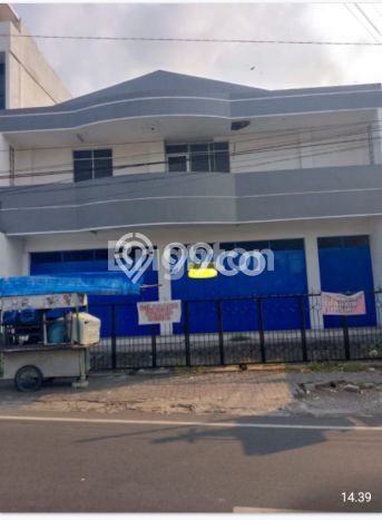 Ruko Bagus LT 338m2 LB 500m2 Dijual di Candisari Semarang Ruko Bagus LT 338m2 LB 500m2 Dijual di Candisari Semarang