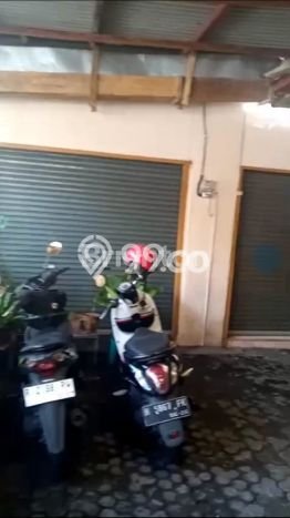 Komersial Dijual di Salatiga LT 330m2 & LB 180m2 Lokasi Terbaik! Komersial Dijual di Salatiga LT 330m2 & LB 180m2 Lokasi Terbaik!